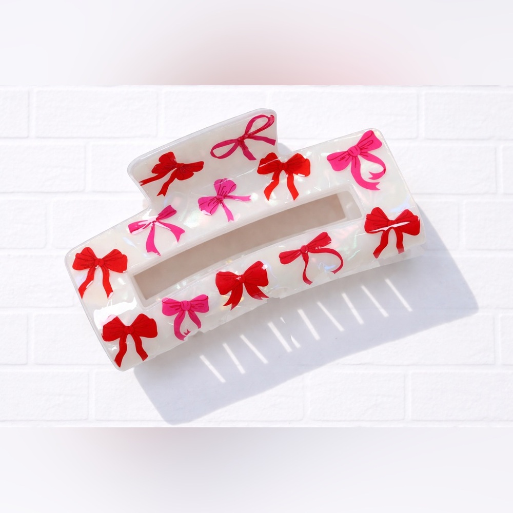 🌈 Bow Print Hair Clip